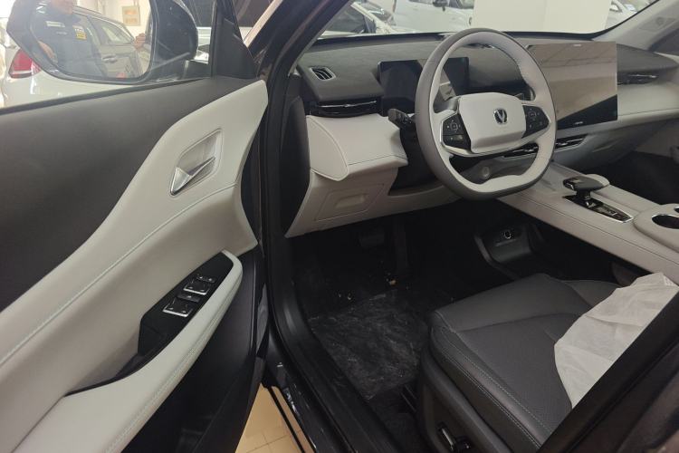 Used Changan UNI-Z New Energy 2025 Model, Smart New Blue Whale 125km Battleship+ Version
