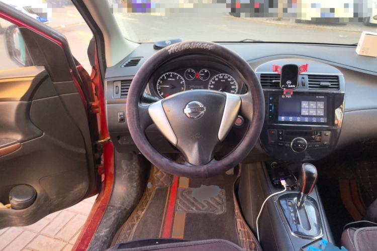 Used Nissan Tiida 2014 1.6L CVT Cool Cafe Edition Steering Wheel