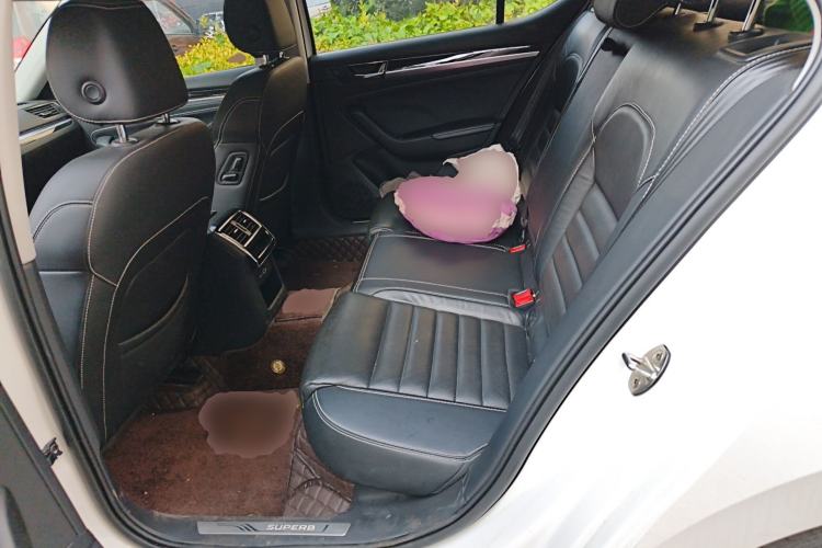 Used Skoda Superb 2022 TSI330 DSG Luxury Edition
