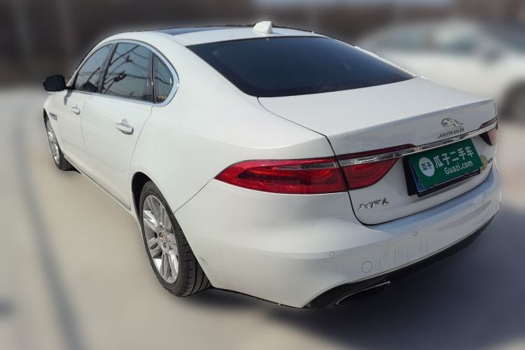 Used Jaguar XFL 2017 XFL 2.0T 240PS Premium Edition