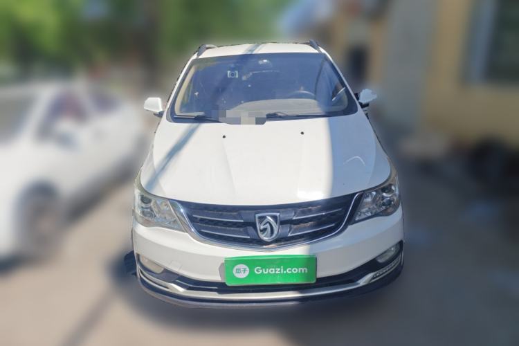 Used Baojun 730 2016 Revised 1.5L Manual Standard Version 7 Seats China V Emission Standard Front