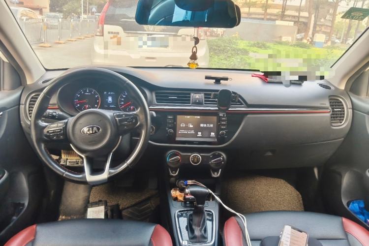 Used Kia KX Cross 2018 1.6L Automatic Dynamic Sunroof Version Center Console