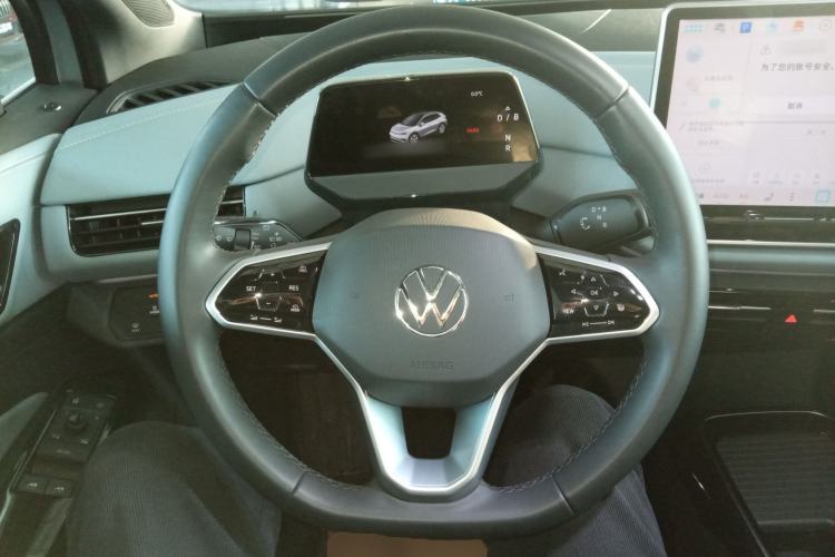 Used Volkswagen ID.4 X 2025 Smart Version Pure & Intelligent Enjoyment Edition