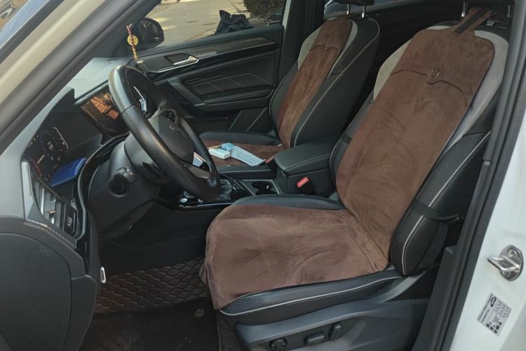 Used Volkswagen Tayron X 2020 330TSI Two-Wheel Drive Luxury Smart Connectivity Version Left Front Seat