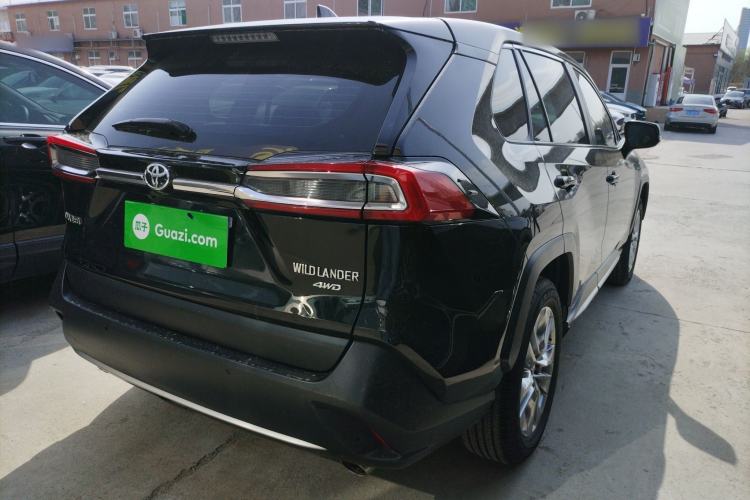 Used Toyota Wildlander 2022 2.0L CVT 4x4 Luxury PLUS Edition
