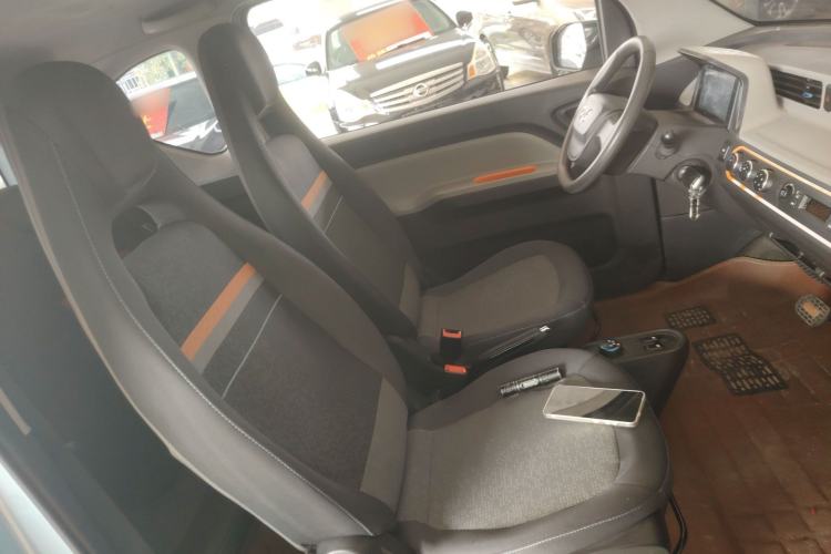 Used Wuling Hongguang MINIEV 2021 Macaron Premium Model – Lithium Iron Phosphate
