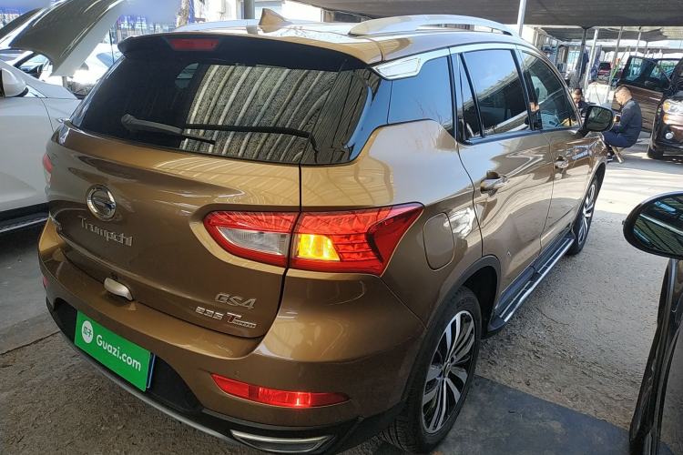 Used GAC Trumpchi GS4 2016 235T G-DCT Luxury Edition Rear Right 45 Deg