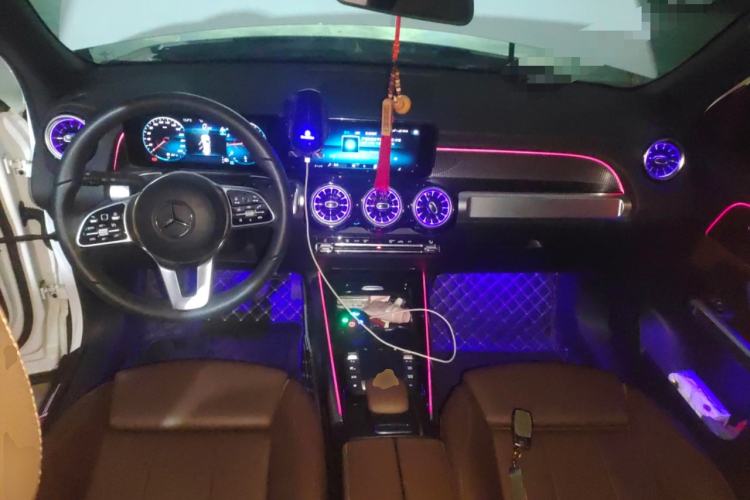 Used Mercedes-Benz GLB 2023 GLB 220 Fashion Model Center Console