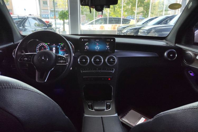 Used Mercedes-Benz GLC 2021 GLC 260 L 4MATIC Luxury Model
