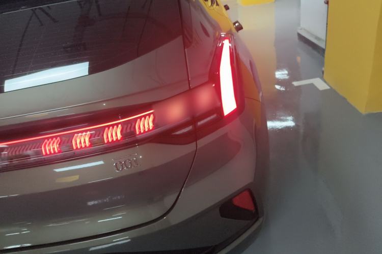 Used Zeekr 001 2024 WE Edition 95 kWh All-Wheel Drive Right Rear Taillight