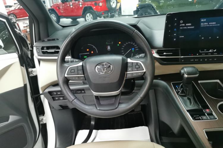 Used Toyota Granvia 2023 2.5L Hybrid Prestige PLUS Edition