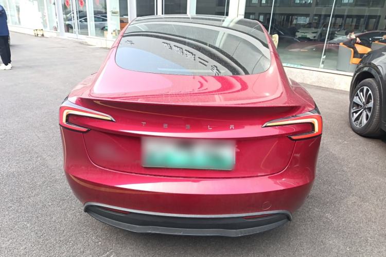 Used Tesla Model 3 2023 Long-Range All-Wheel-Drive Version