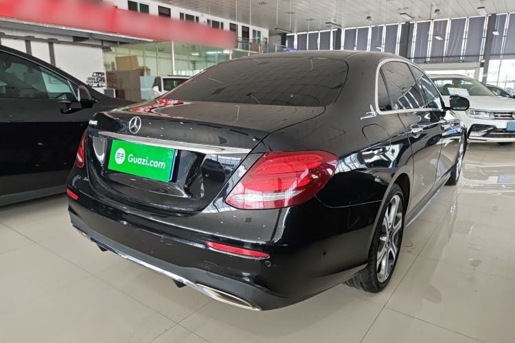 Used Mercedes-Benz E-Class 2016 E 300 L Sporty and Stylish Model