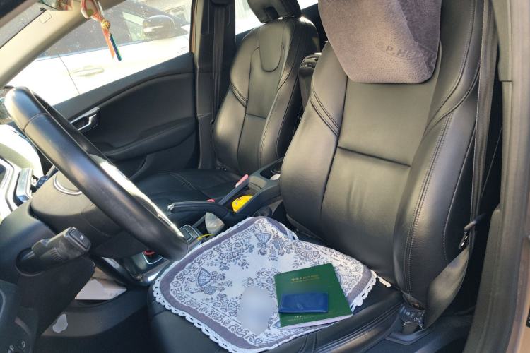 Used Volvo V40 2014 2.0T Zhiya Edition Left Front Seat