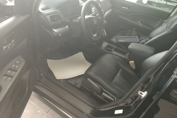 Used Honda CR-V 2016 2.0L Two-Wheel Drive Classic Edition Driver Seat