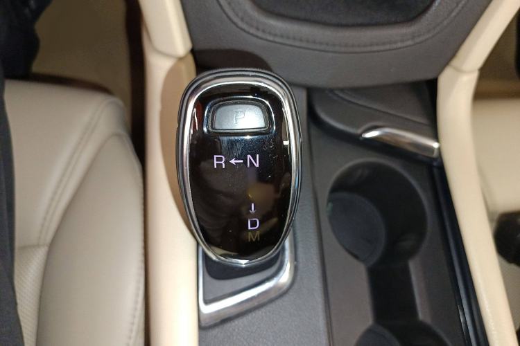 Used Cadillac XT5 2018 25T Luxury Model