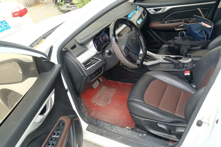 Used Geely Auto Vision 2019 Upgraded Model 1.5L CVT Luxury Version China VI Standard