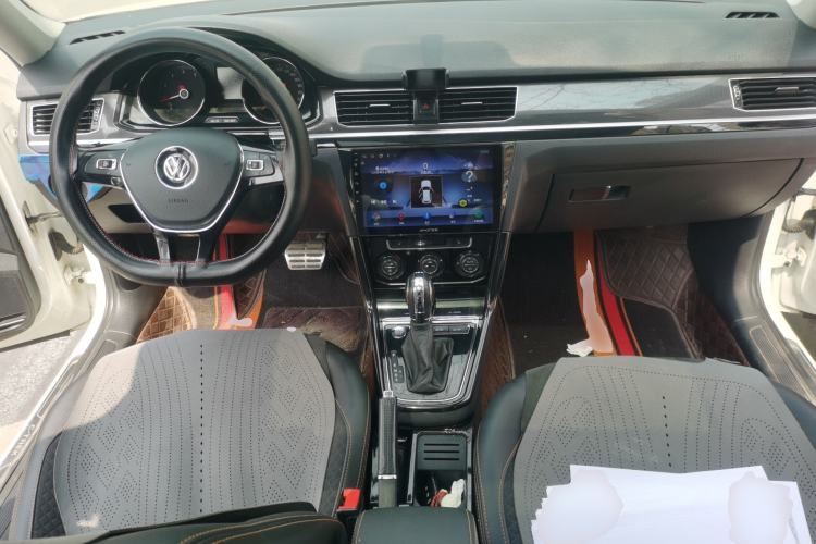 Used Volkswagen C-TREK 2018 230TSI DSG Luxury Version
