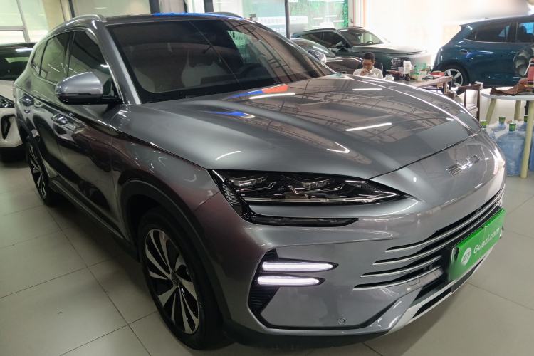 Used BYD Song PLUS New Energy 2023 Champion Edition DM-i 110KM Flagship Model Front Right 45 Deg