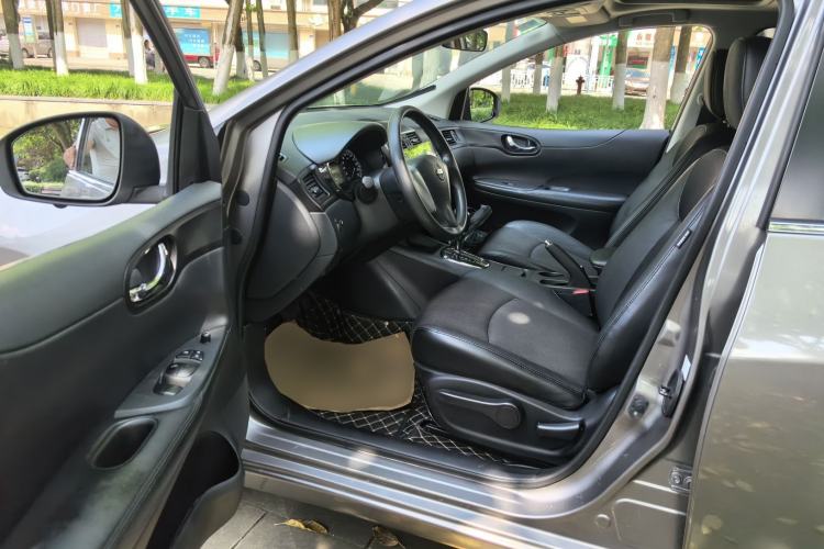 Used Nissan Tiida 2011 1.6L CVT Smart Version Driver Seat