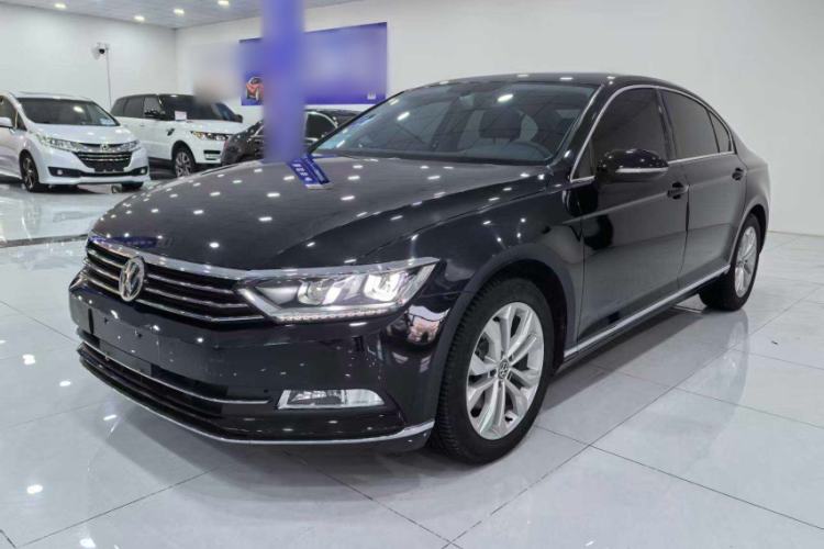 Used Volkswagen Magotan 2017 330TSI DSG Luxury Model
