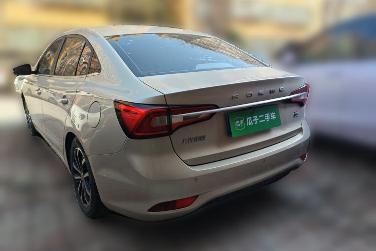 Used Roewe i5 2020 1.5L Automatic 4G Connect Luxury Flagship Edition
