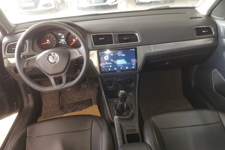 Used Volkswagen Lavida 2015 1.6L Manual Fashion Edition