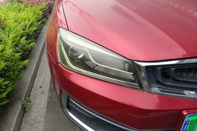 Used Geely Auto Vision S1 2018 1.4T CVT Fengchi Model Right Front Headlight