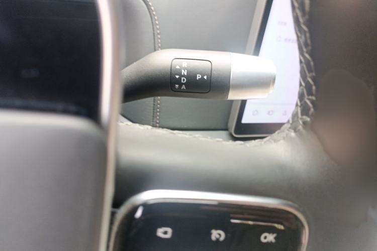 Used Li Auto L8 2023 Pro Model Gear Lever