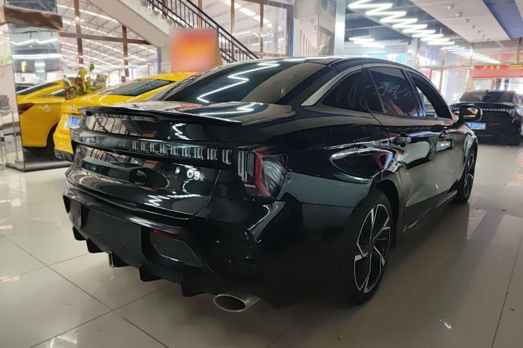 Used Lynk & Co 03 2023 1.5TD DCT JingPro Rear Right 45 Deg