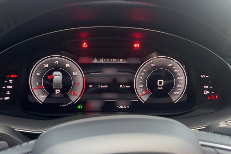 Used Audi Q7 2020 55 TFSI quattro S line sports model Instrument Cluster