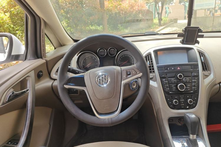 Used Buick GT 2013 GT 1.6L Automatic Fashion Edition