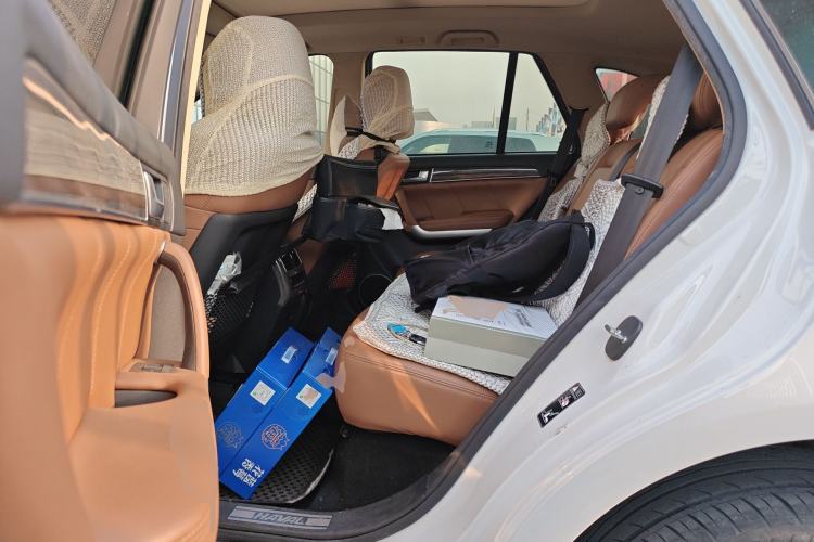 Used Haval H8 2015 2.0T Four-Wheel Drive Elite Model