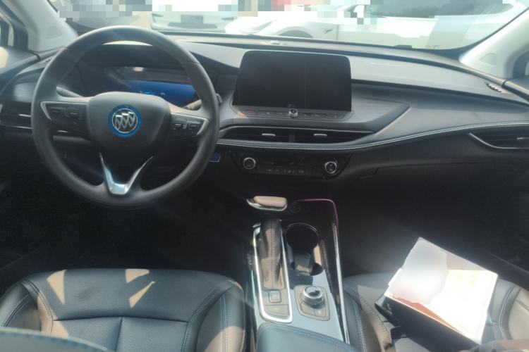 Used Buick Velite 6  Center Console