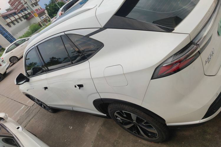Used Roewe D5X DMH 2024 135 Tech Edition
