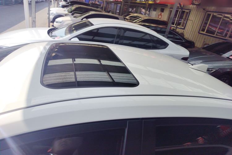 Used Toyota Corolla 2017 Revised Dual-Engine 1.8L E-CVT Leading Edition Roof