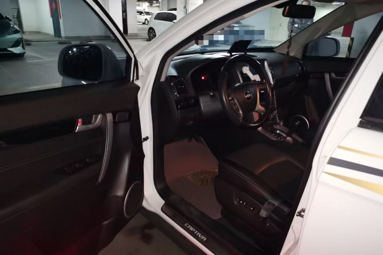 Used Chevrolet Captiva 2014 2.4L Two-Wheel Drive Urban Version 7 Seats