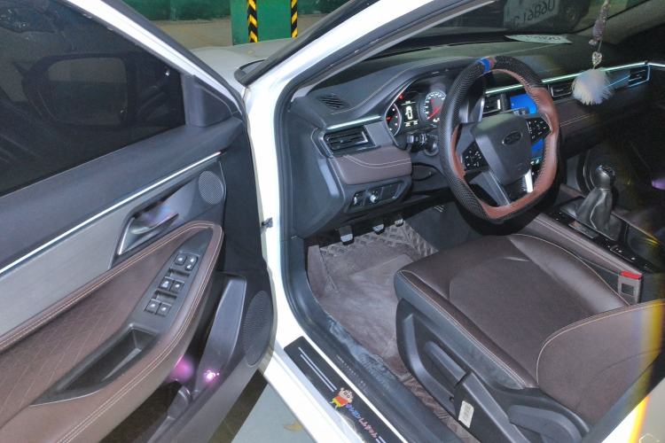 Used JAC Group J7 2020 1.5T Manual Elite Edition Driver Seat