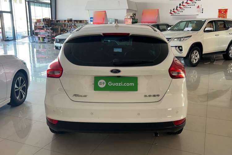 Used Ford Focus 2020 Hatchback Classic 1.5L Automatic Trendy Model