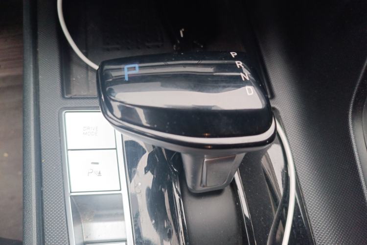 Used Hyundai Elantra 2023 1.5L CVT LUX Prestige Edition
