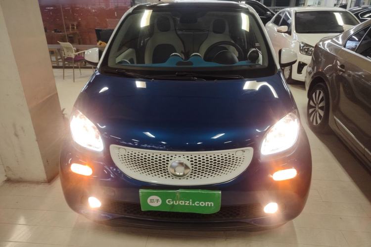Used smart forfour 2016 0.9T 66 kW Ultimate Edition
