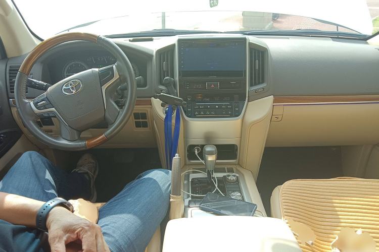 Used Toyota Land Cruiser 2018 4.6L GX-R Middle East
