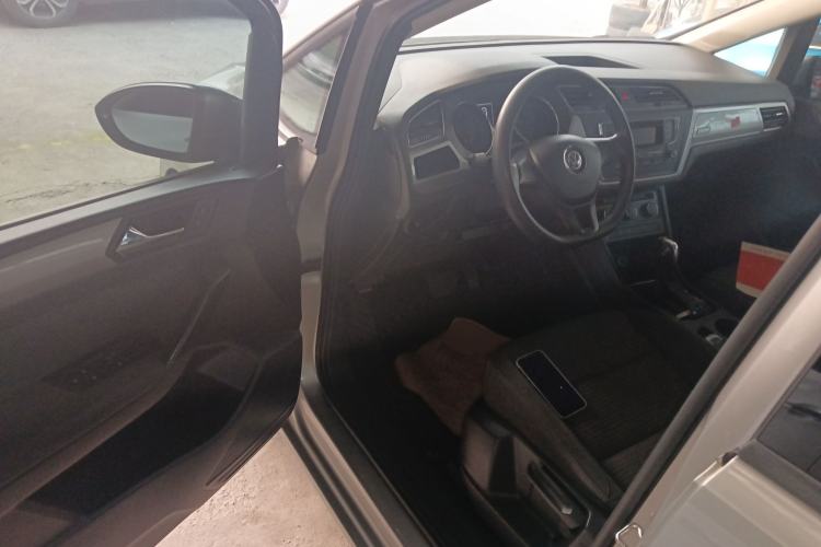 Used Volkswagen Touran 2016 Touran L 280TSI DSG Style Edition
