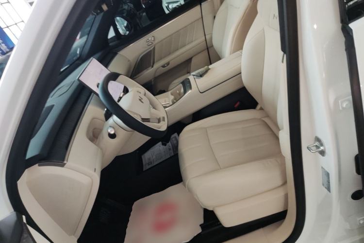 Used ONVO Luxeed L90 2025 Model—Ultra Six-Seater Version Left Front Seat