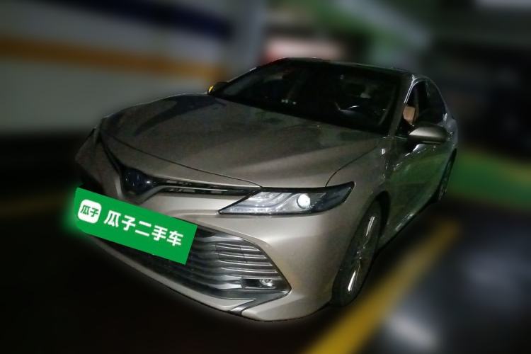 Used Toyota Camry 2019 Dual-Engine 2.5 HG Luxury Edition China V Standard