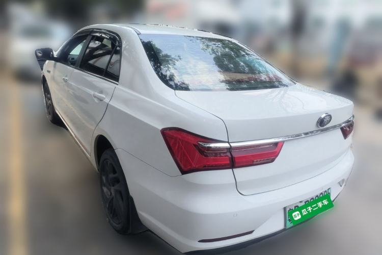 Used BYD Qin New Energy 2019 High-Range Luxury Model
