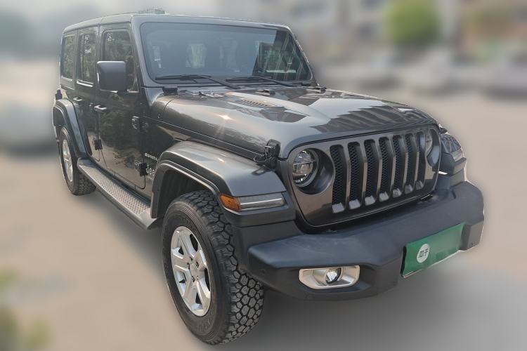 Used Jeep Wrangler 2018 2.0T Sahara Four-Door Edition
