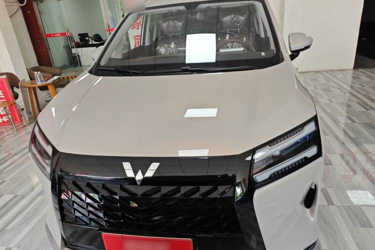 Used Wuling Starlight 730 2025 Model Plug-in Hybrid 125km Luxury Edition Front