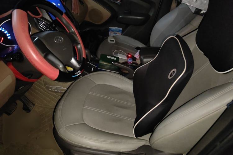 Used Hyundai ix35 2012 2.0L Automatic Two-Wheel Drive New Edition GL
