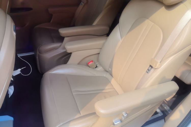 Used Buick GL8 2021 ES Landtrek 653T Luxury Model